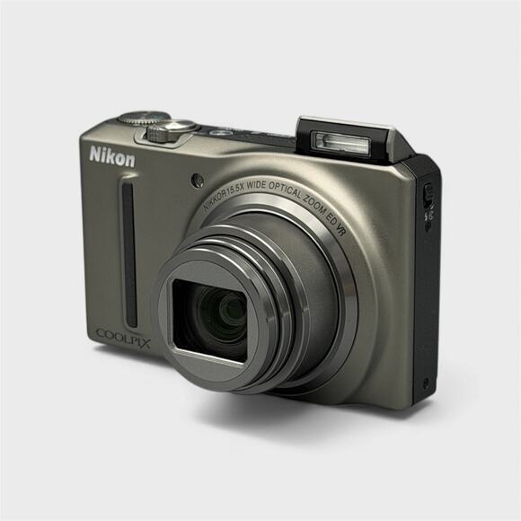 Nikon Coolpix S9050 Digital Camera | 12MP | Silver/Gray - Picture 3 of 5